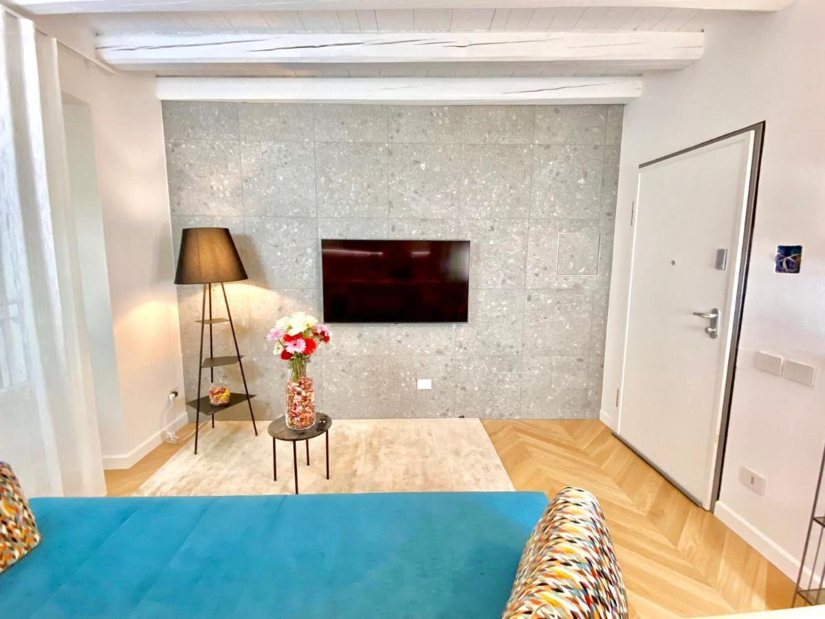 1Min Da Lago E Duomo Prestigioso Appartamento 科莫 外观 照片